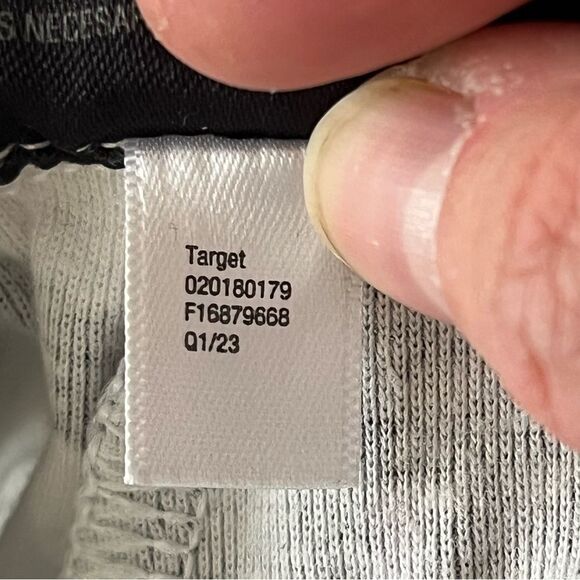 Hide And Eek 2-Piece Glow In The Dark Sleep Set Long Sleeve Pajamas Size Small - Picture 5 of 5